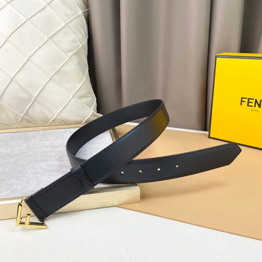FENDI フェンディ レザー ベルト3.0cm