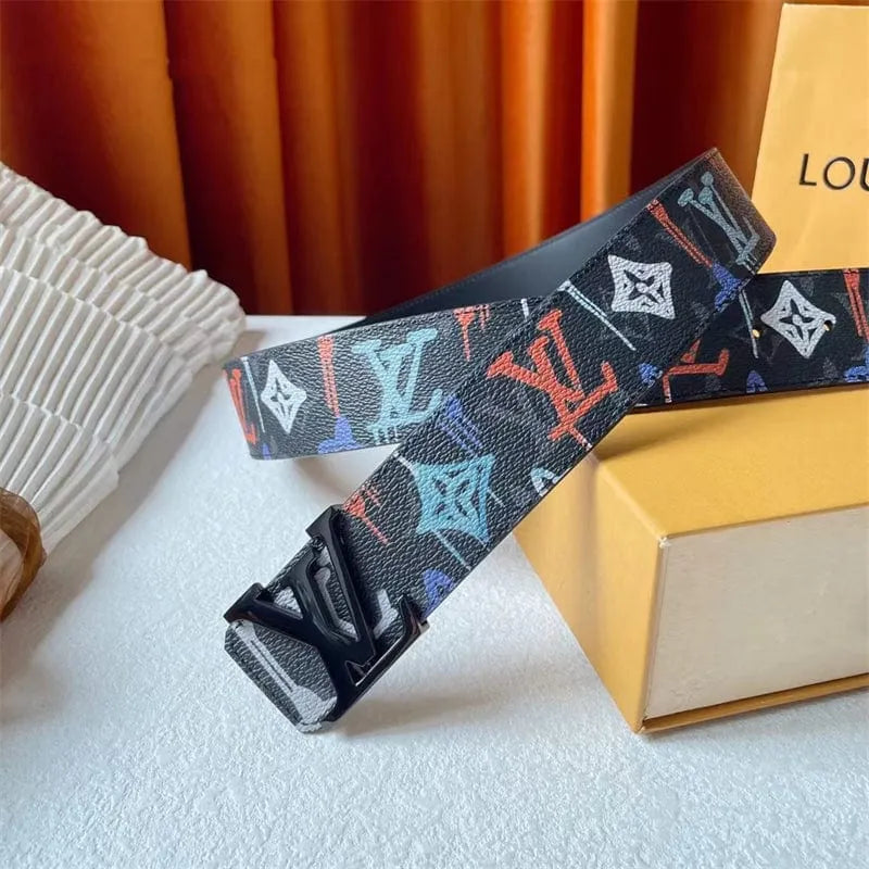 Louis Vuitton サンチュール・LV シェイプ 40MM リバーシブルベルトM0637