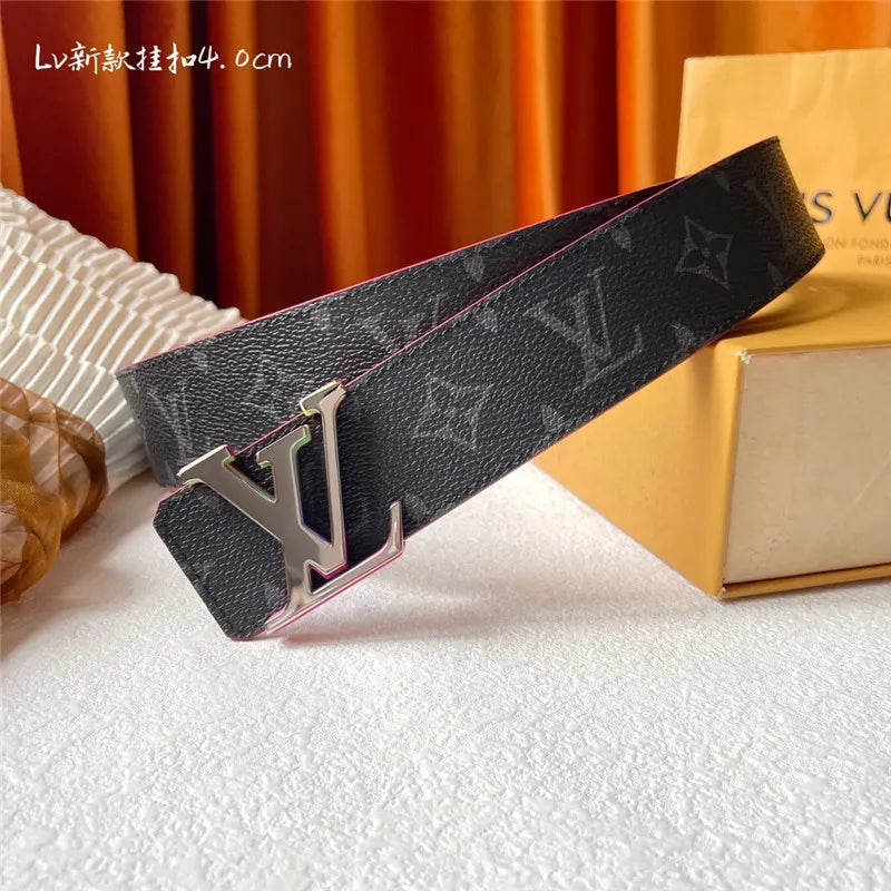 louis vuitton LV classic print with black plain bottom belt