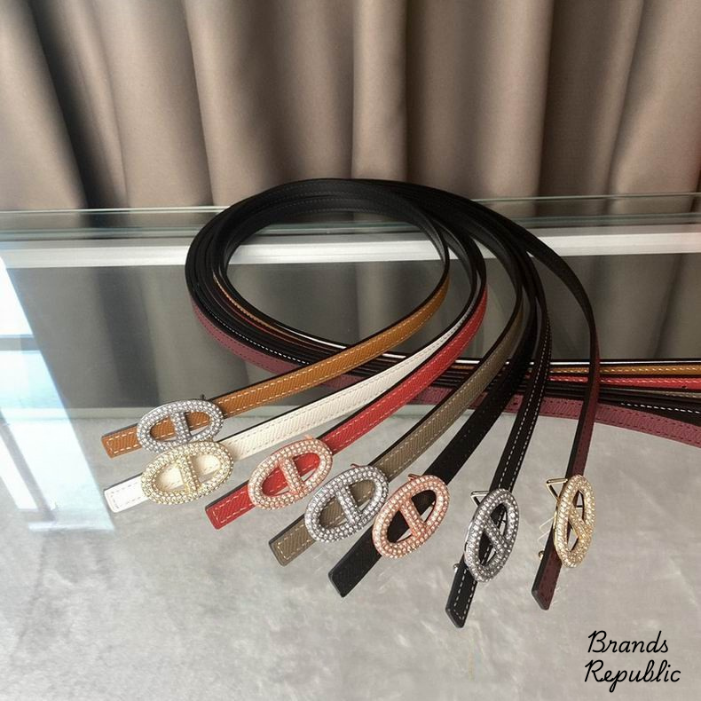 Hermès 13MM Pearl Embellished Chaine d’Ancre Style Buckle Belts