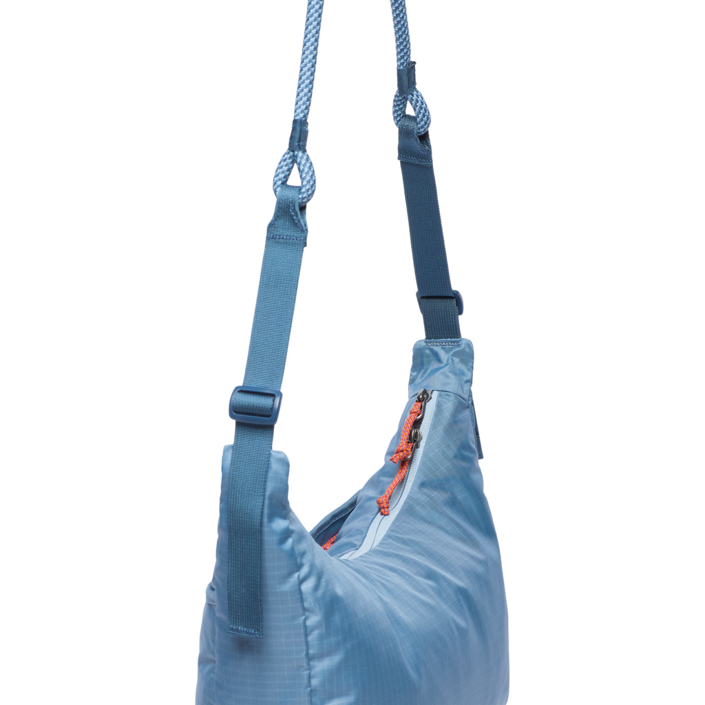 Trozo 8L Shoulder Bag
