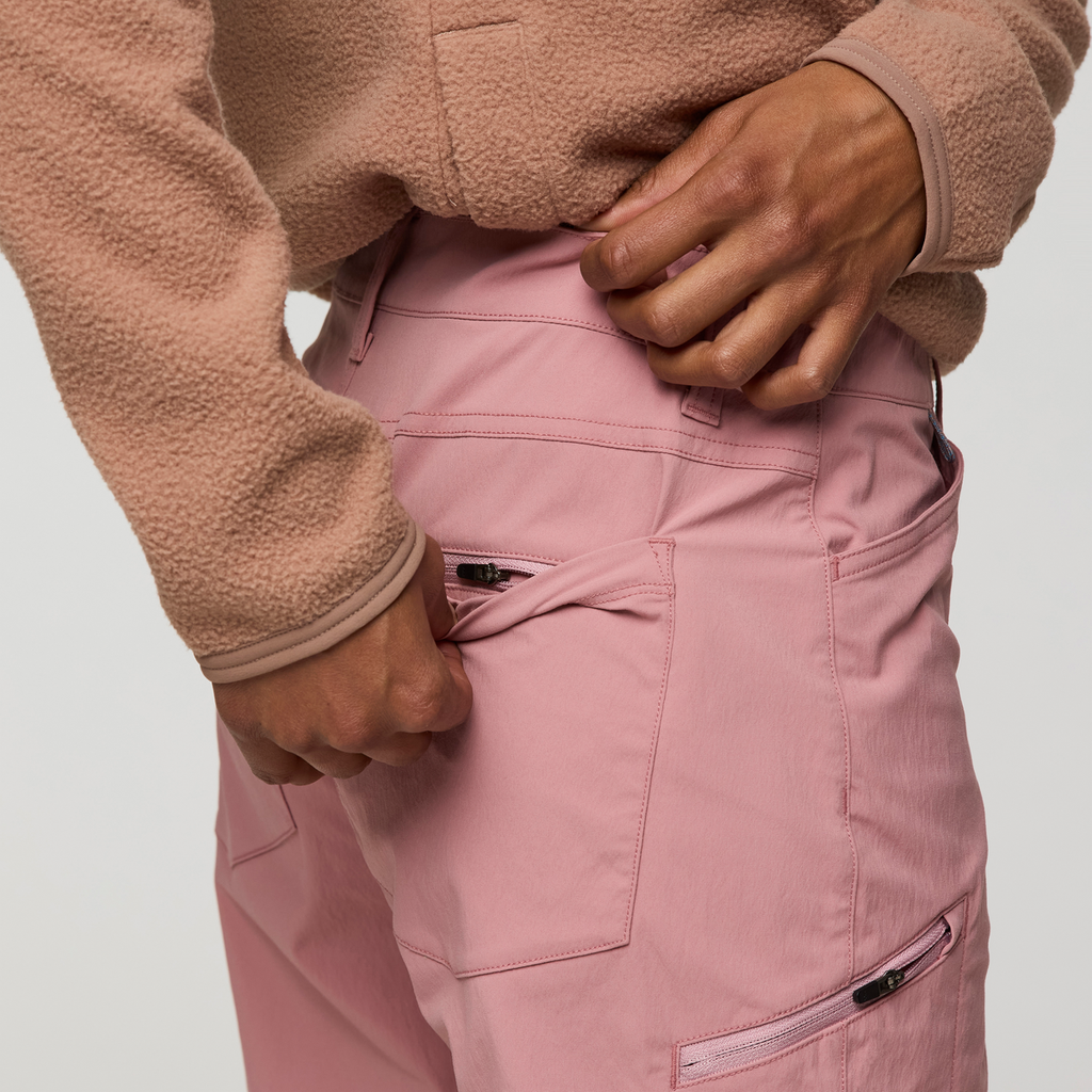 Coraje Tech Short - Women's