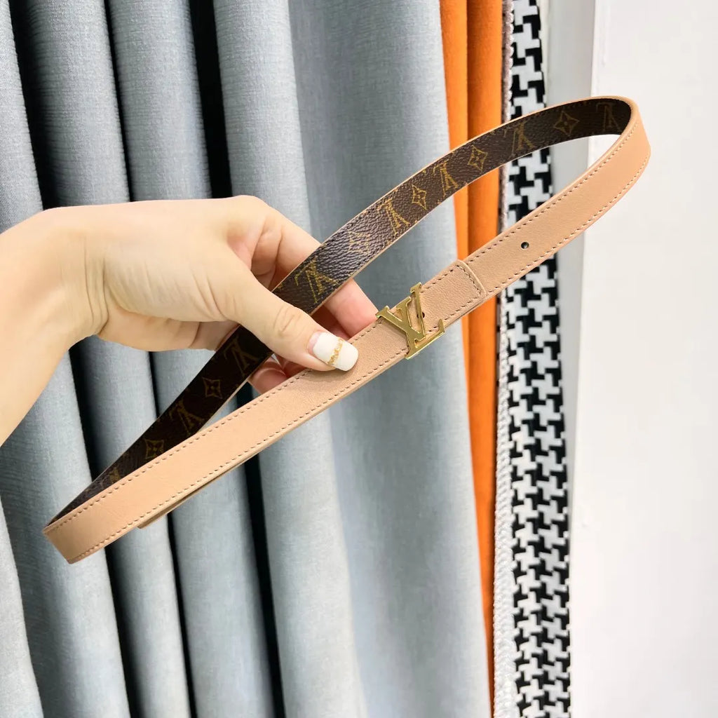 Louis Vuitton LV INITIALES 2CM