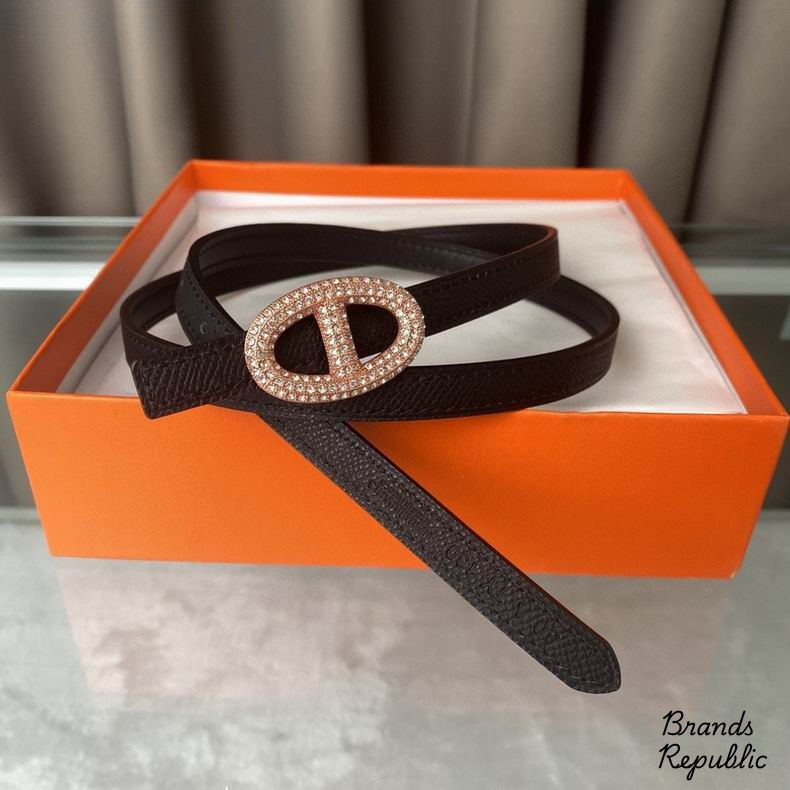 Hermès 13MM Pearl Embellished Chaine d’Ancre Style Buckle Belts
