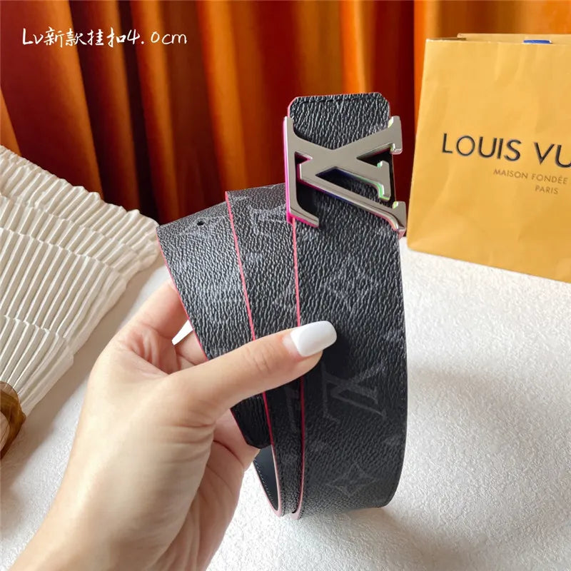 louis vuitton LV classic print with black plain bottom belt