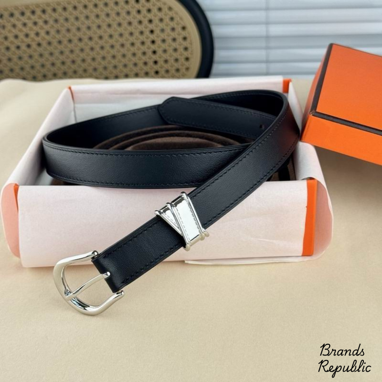 Hermès 24MM Ecuyere 24 Black Leather Belt In Different Buckle Colors