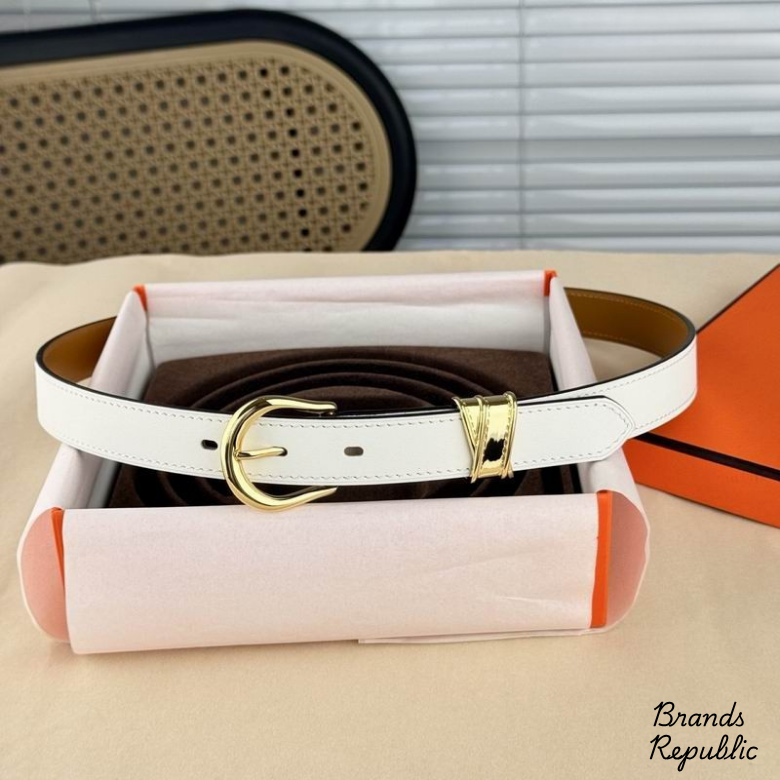 Hermès 24MM Ecuyere 24 White Leather Belt In Different Buckle Colors