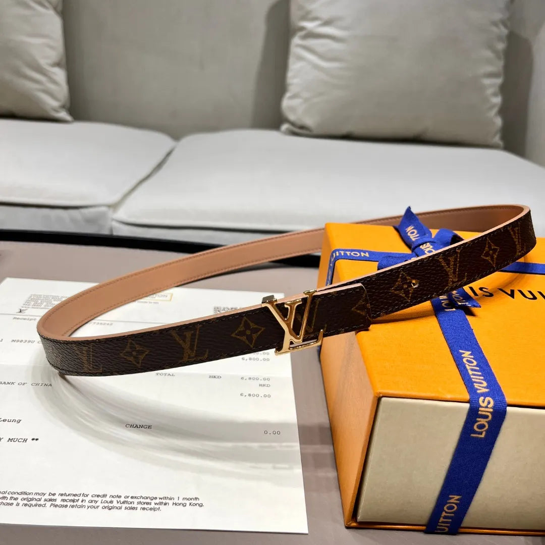 Louis Vuitton LV INITIALES 2CM