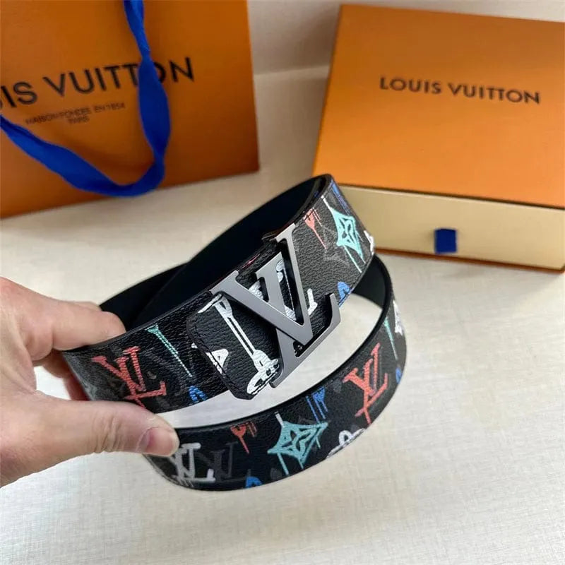 Louis Vuitton サンチュール・LV シェイプ 40MM リバーシブルベルトM0637