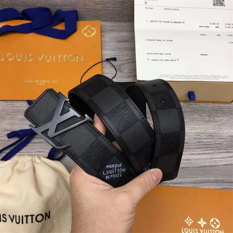 LOUIS VUITTON サンチュール・LVイニシャル 40MM リバーシブルベルトMP314