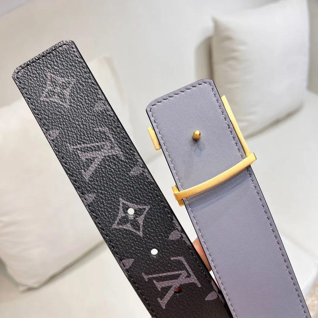 Louis Vuitton LV INITIALES 4CM