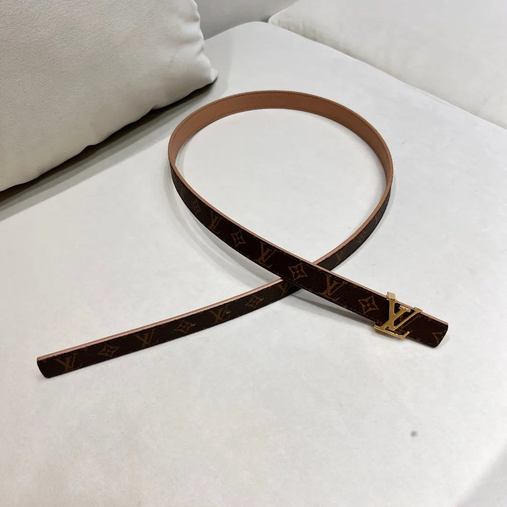 Louis Vuitton LV INITIALES 2CM
