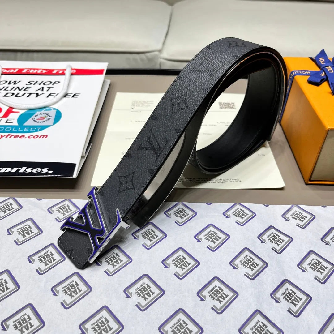 Louis Vuitton LV INITIALES 4CM
