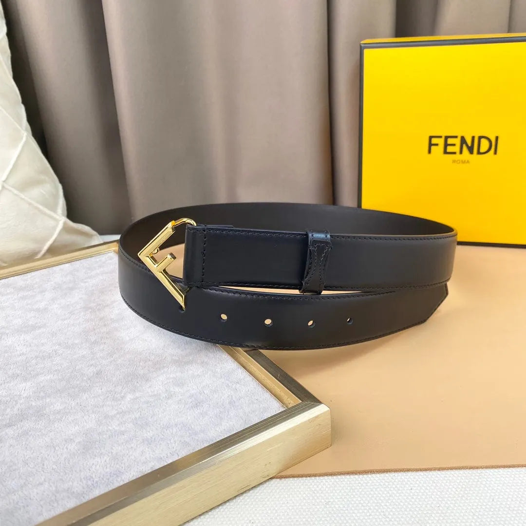 FENDI フェンディ レザー ベルト3.0cm