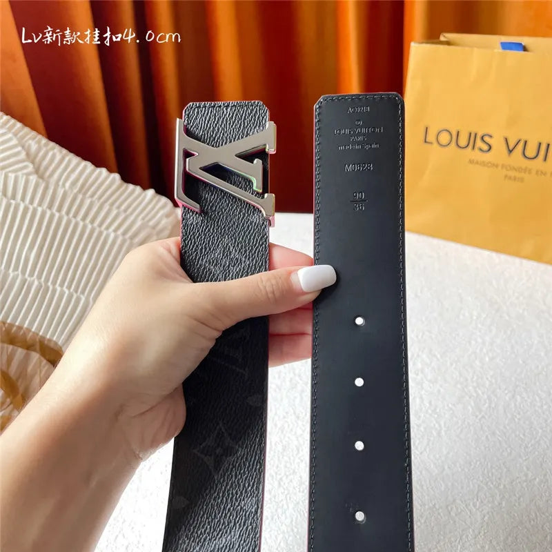 louis vuitton LV classic print with black plain bottom belt
